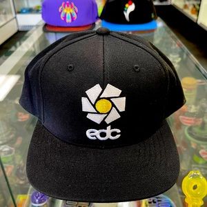 Insomniac EDC Daisy Age Hat